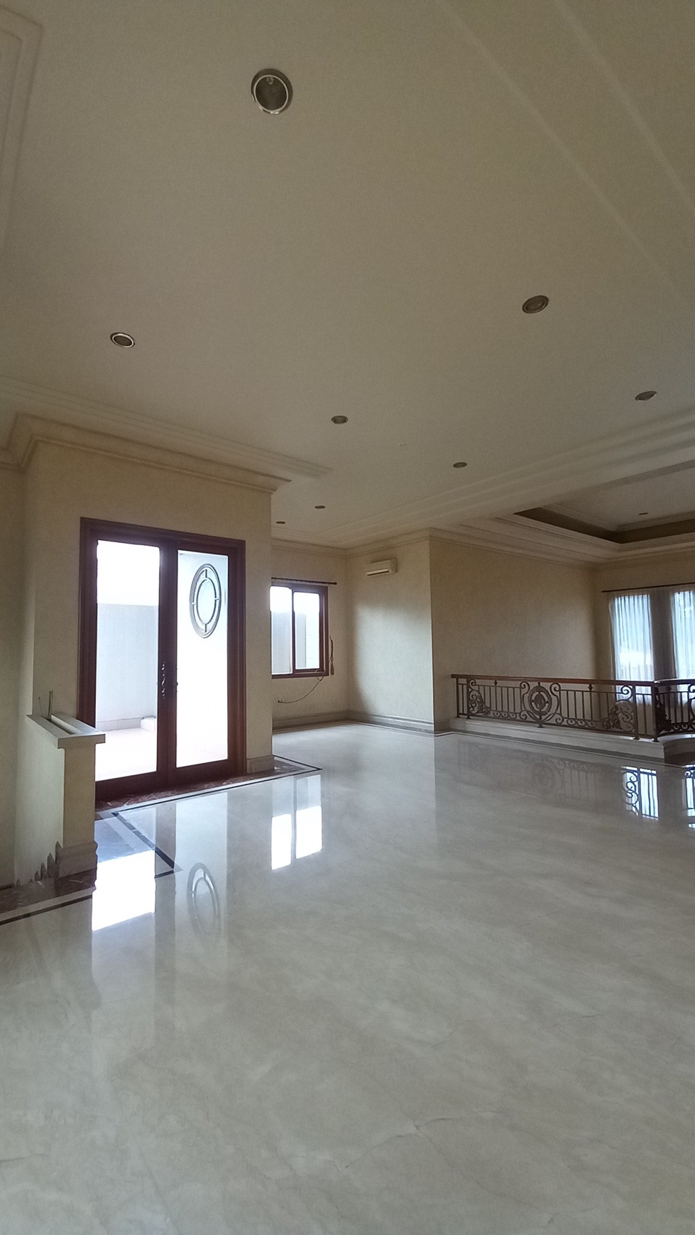 CLASSIC MODERN HOUSE FOR RENT PONDOK INDAH