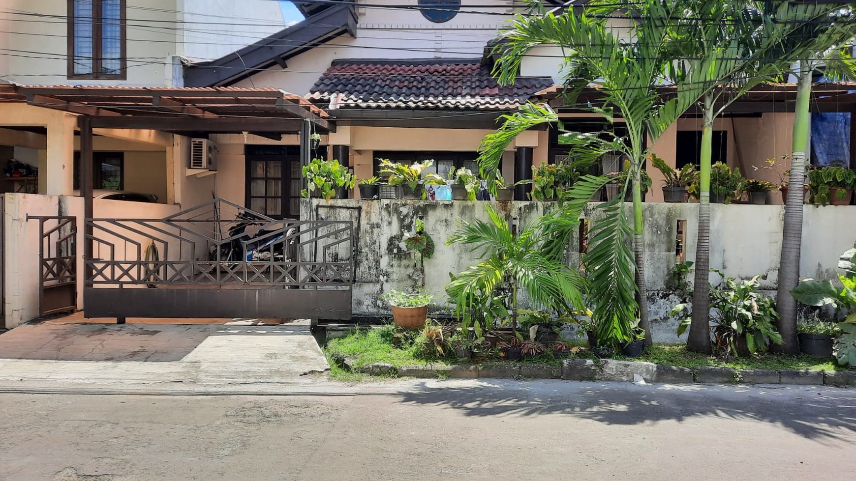 Rumah siap huni. lokasi strategis, bebas banjir di Bintaro