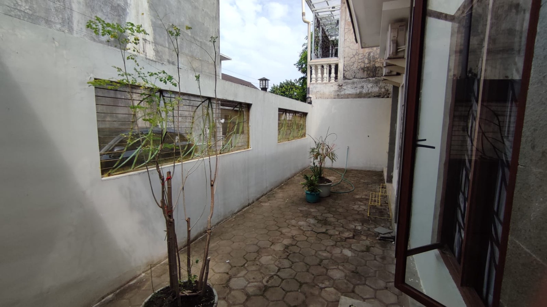 RUMAH CANTIK DI DEKAT KAMPUS, CATUR TUNGGAL, DEPOK, SLEMAN