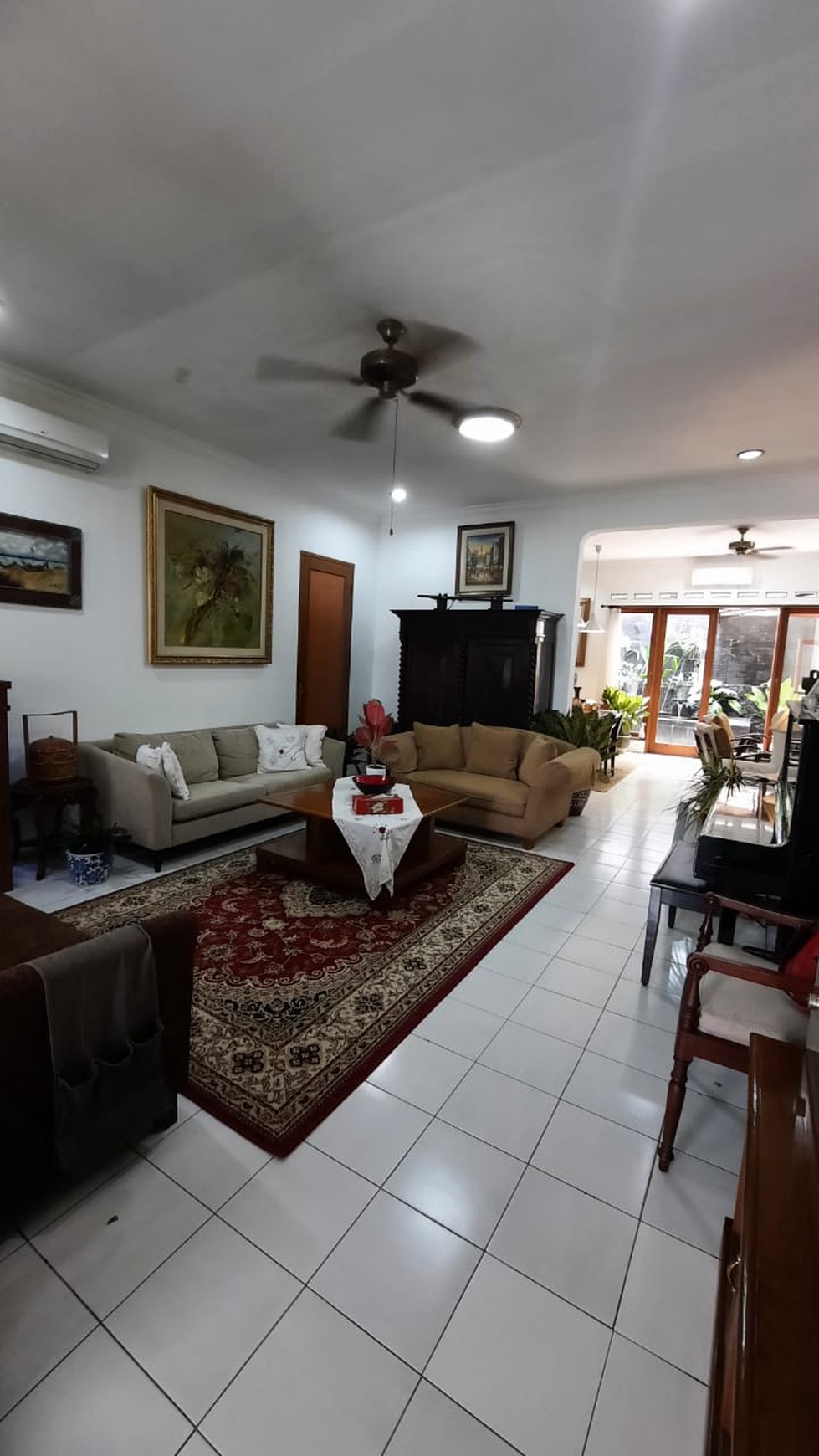 Rumah Homy, Lokasi Sangat Strategis di Kebayoran Baru, Jakarta Selatan.