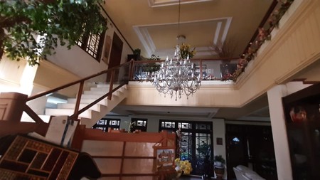 Rumah Mewah + Basement di Kebayoran Baru , Jakarta Selatan.