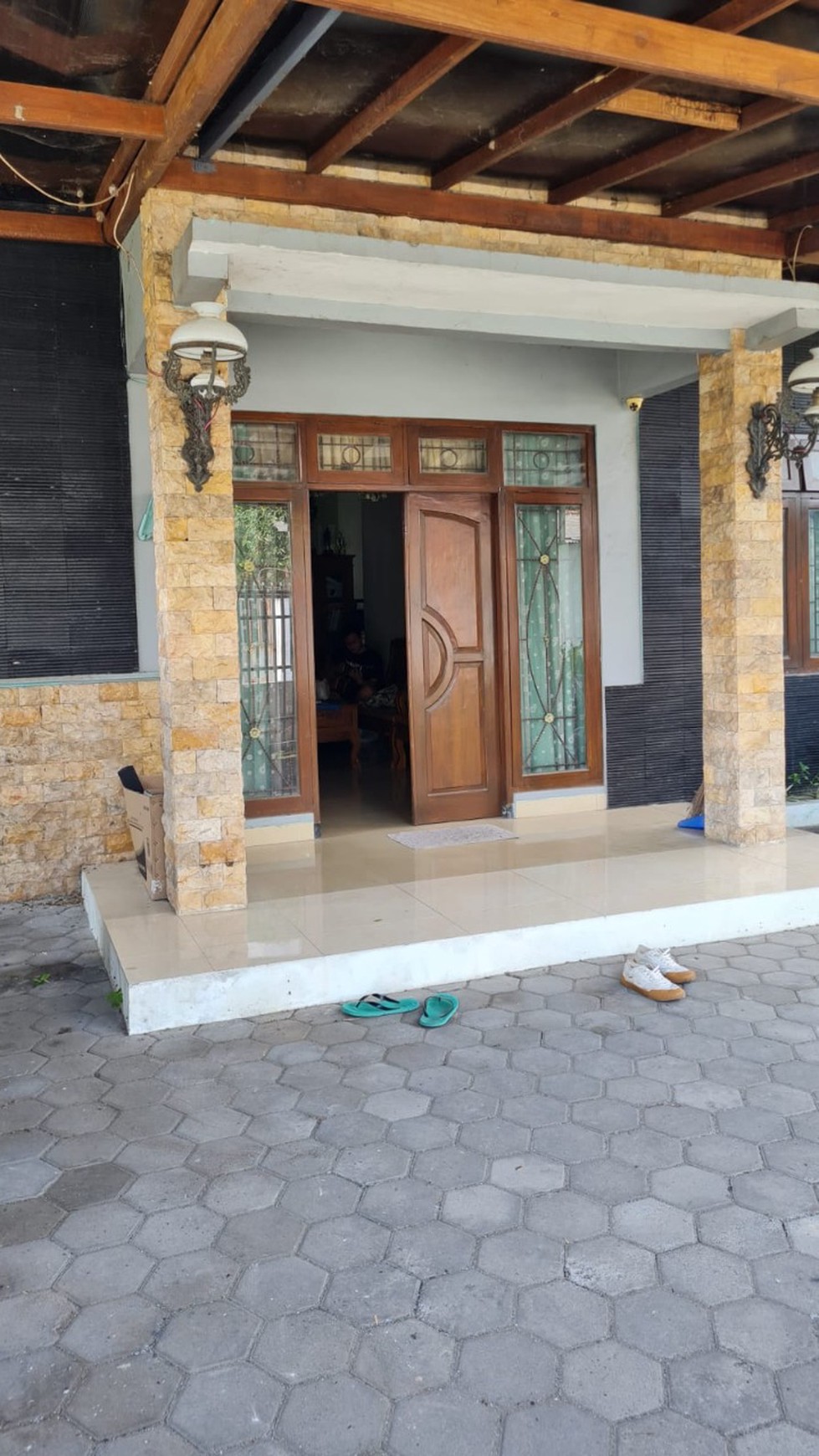 Rumah 5 Kamar Di Perum Shangrila Garden Dekat Jl Raya Solo - Yogyakarta