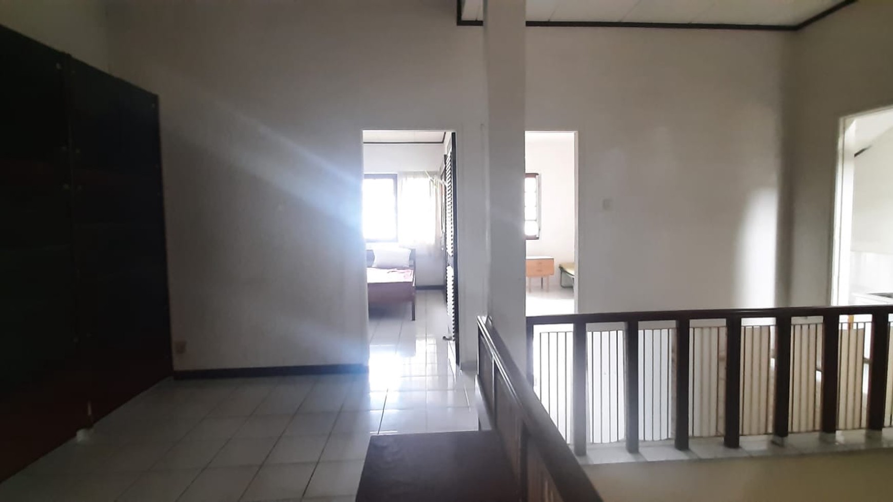 Rumah Asri Taman Depan/Belakang Dekat Gatte Toll Veteran Di Area Elite Bintaro Jaya Sektor 1 Tangerang selatan