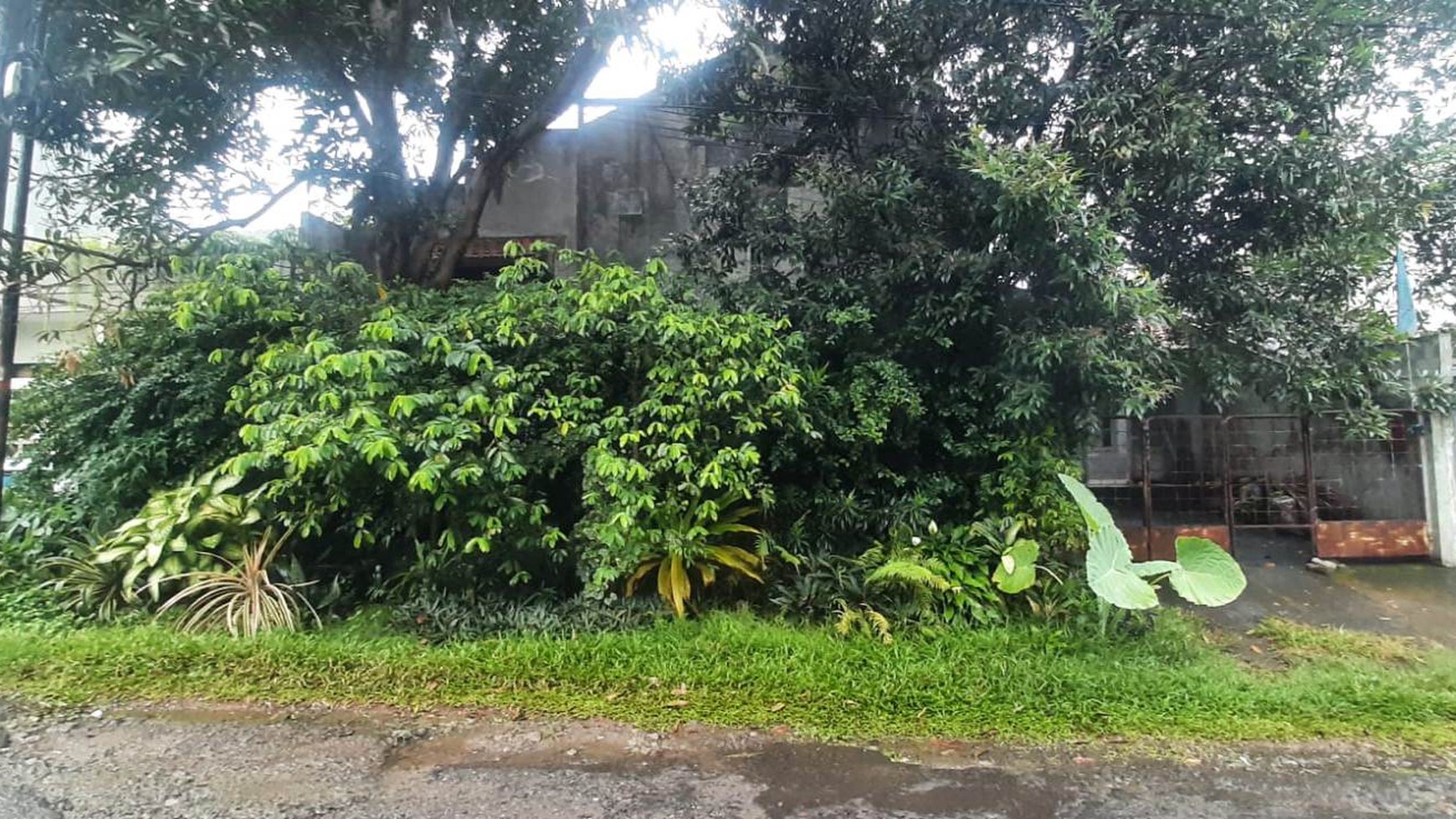 Kavling Harga Dibawah Pasar Diarea Komplek Megapolitan Cinere  