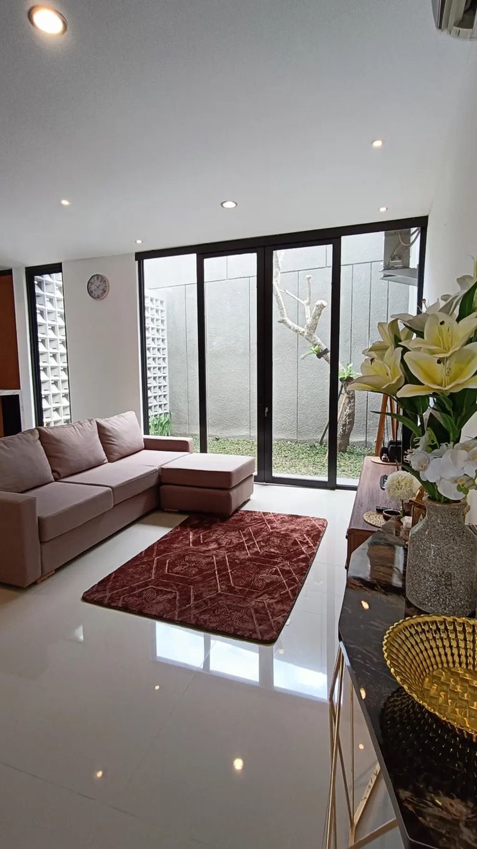 Miliki Rumah Kontemporer Full Furniture 3 Kamar Di Purwomartani Sleman