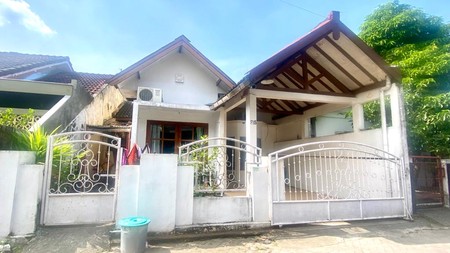 RUMAH DI PERUM TIRTA BUANA