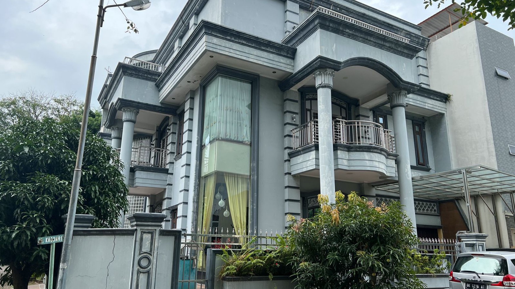 Dijual SEGERA Rumah Bagus Siap Huni di Kompek Cemara Asri, Jl Kasuari, Medan, Sumatera Utara