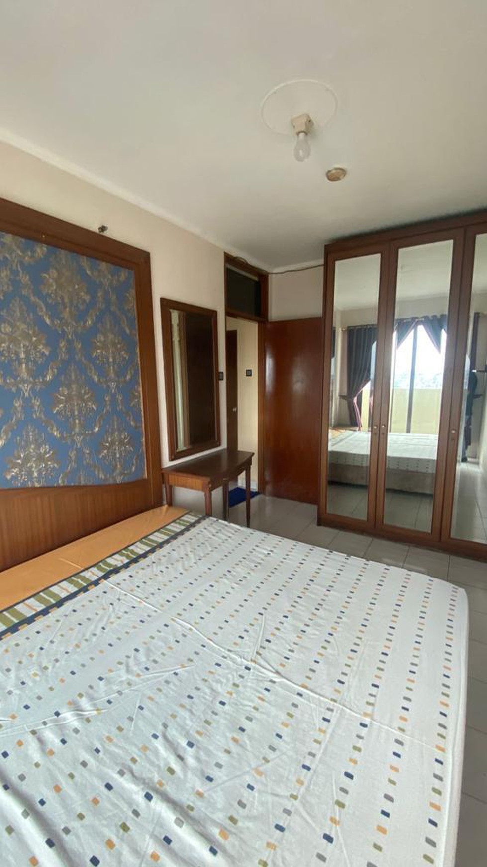 Dijual Apt Cempaka Mas Jakarta Pusat Luas 74 m2 tipe 2+1 kamar tidur semi furnish bisa KPA