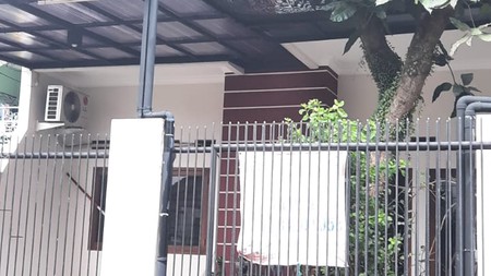Rumah siap huni, 2 Lantai di BSD.