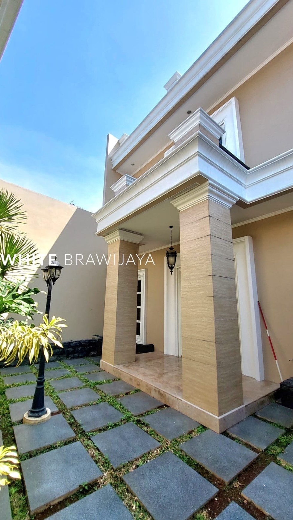 Brand New House 3,5 Lantai Area Lamandau Kebayoran Baru 