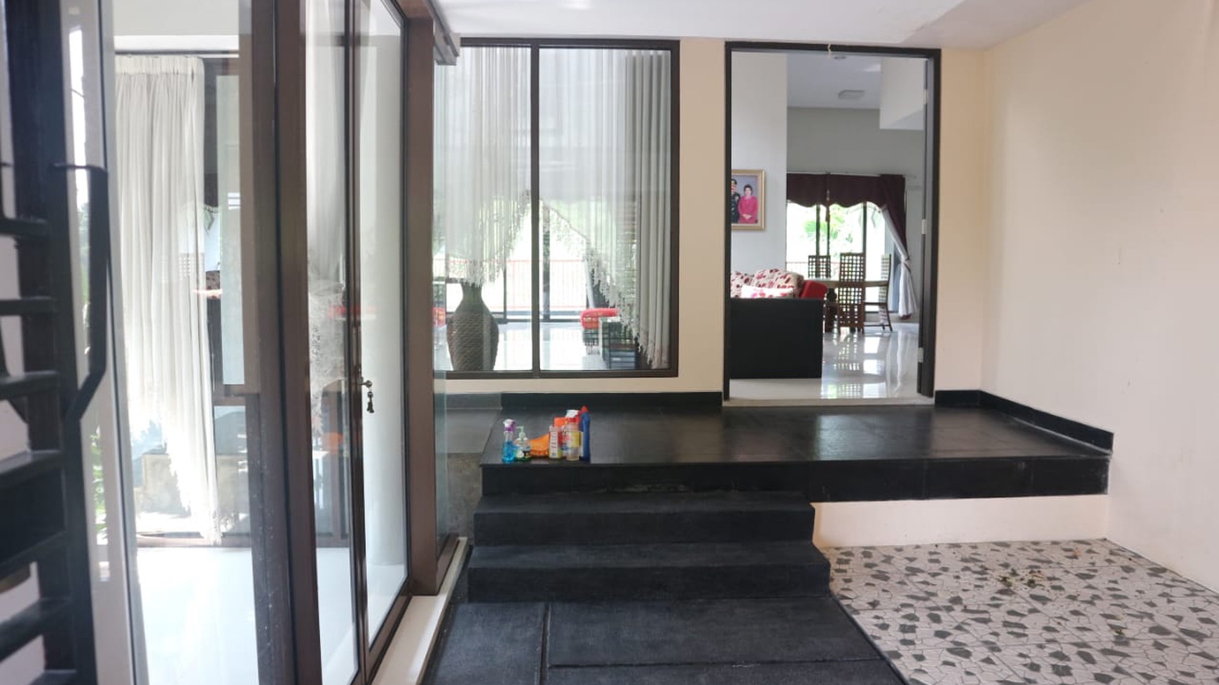Rumah 3lantai Diarea Cluster Bogor Nirwana Residence, S.Furnished