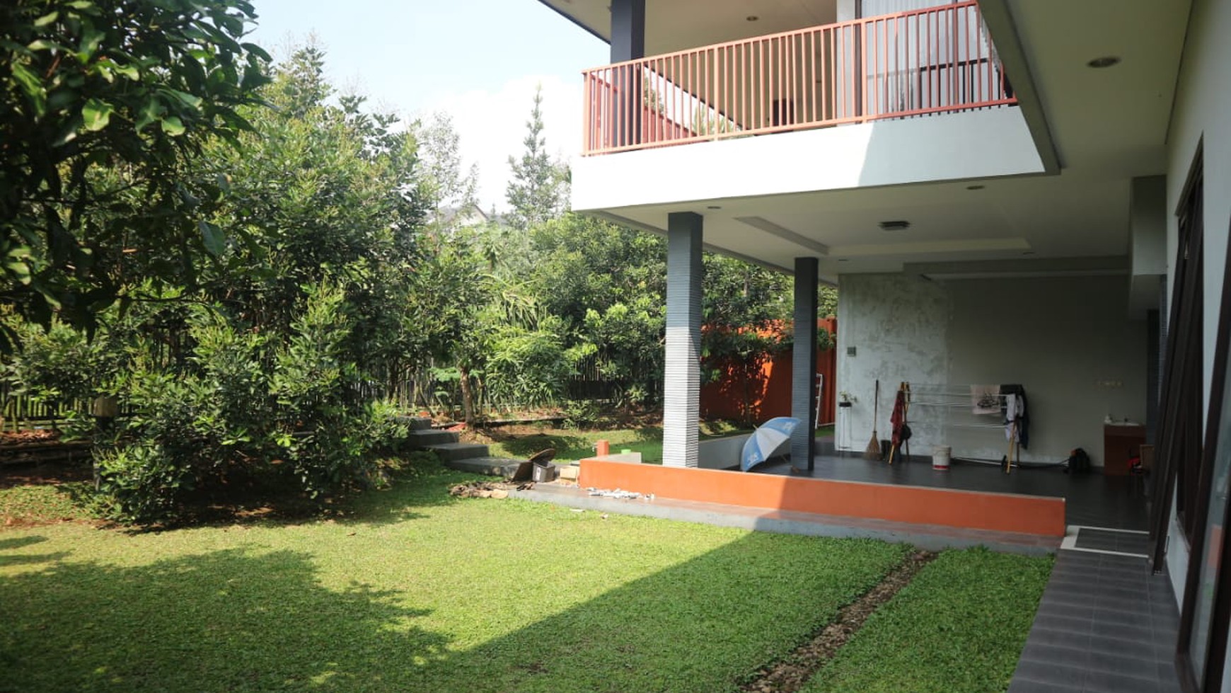 Rumah 3lantai Diarea Cluster Bogor Nirwana Residence, S.Furnished