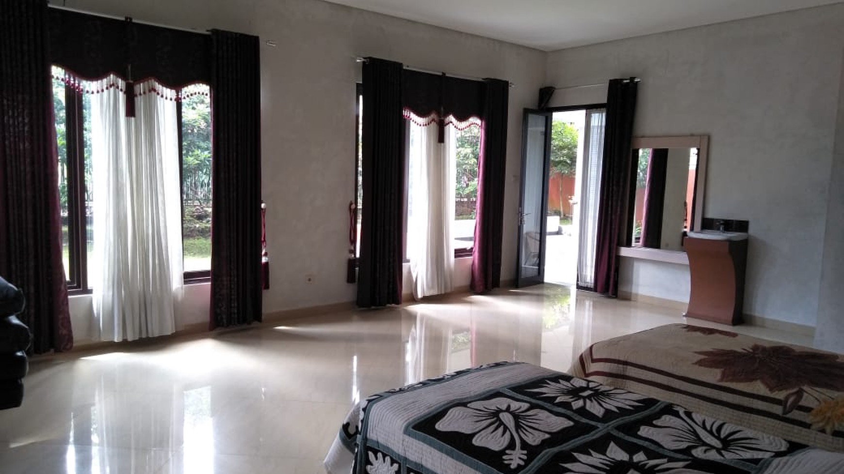 Rumah 3lantai Diarea Cluster Bogor Nirwana Residence, S.Furnished
