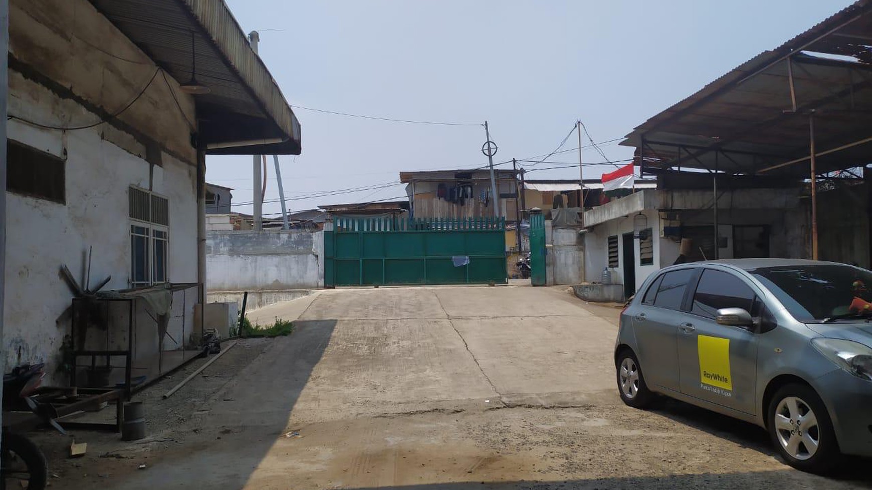 GUDANG DI DAERAH KAPUK UTARA, KAPUK MUARA