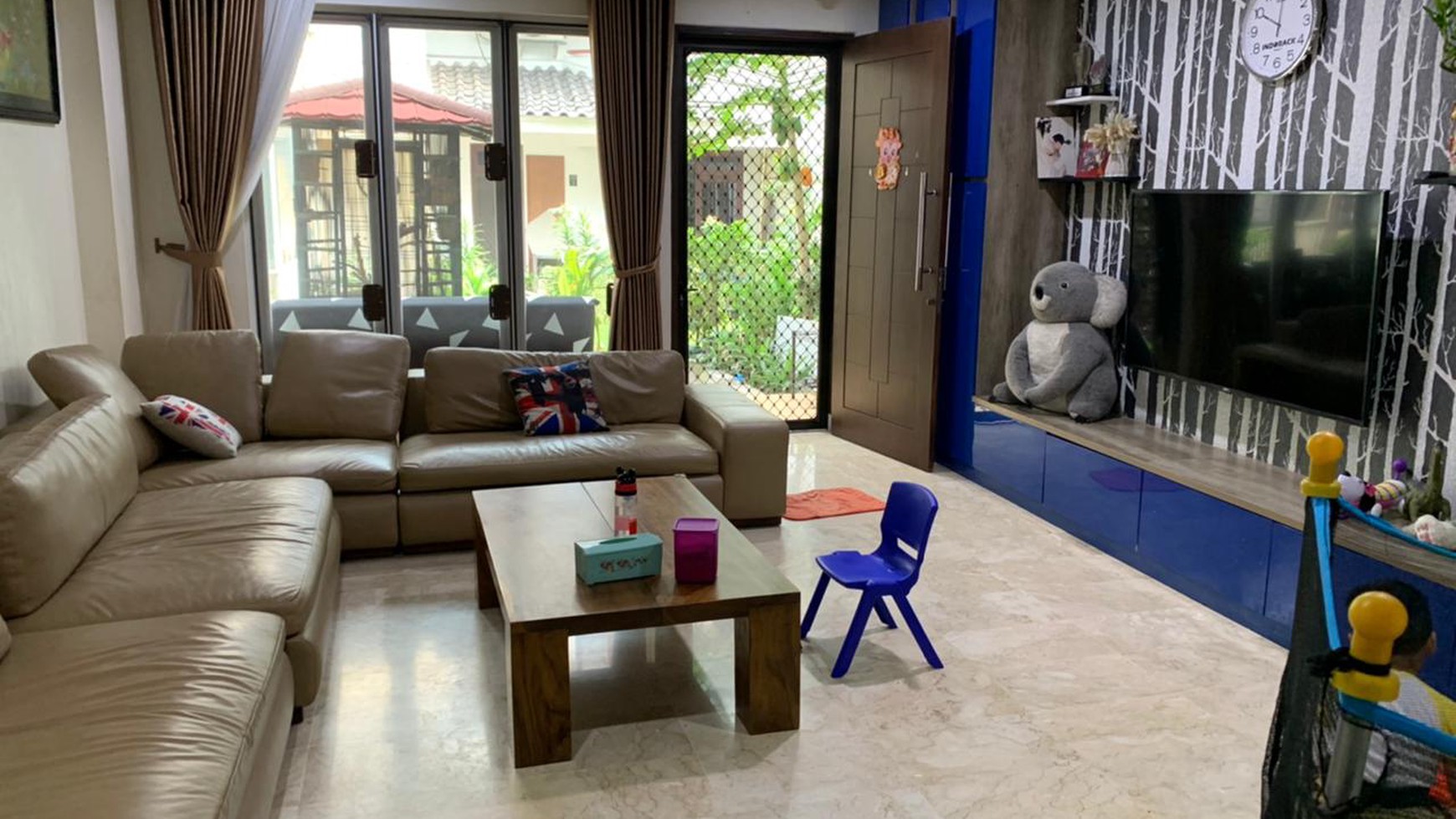 Rumah Townhouse di Pantai Mutiara