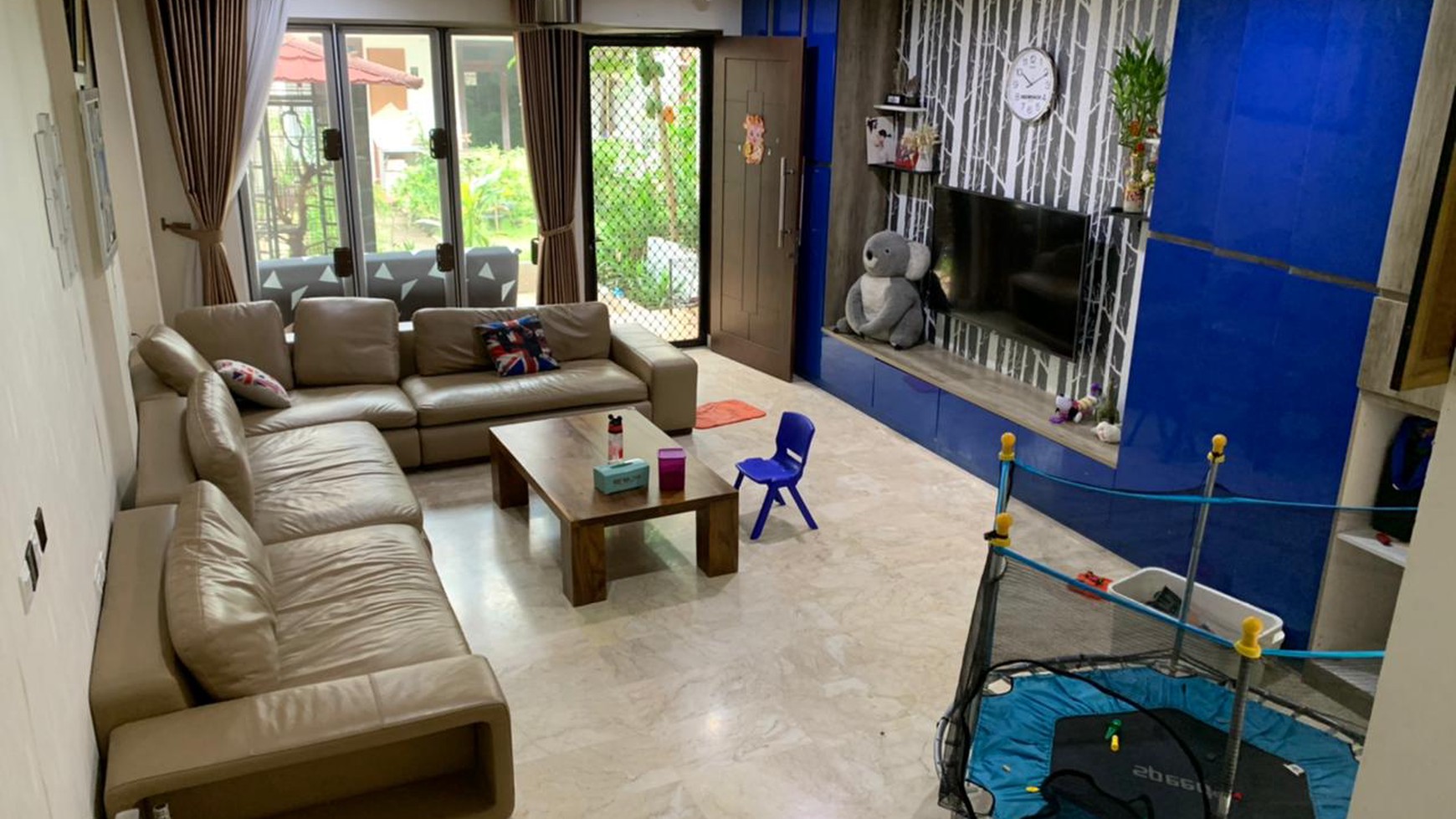 Rumah Townhouse di Pantai Mutiara