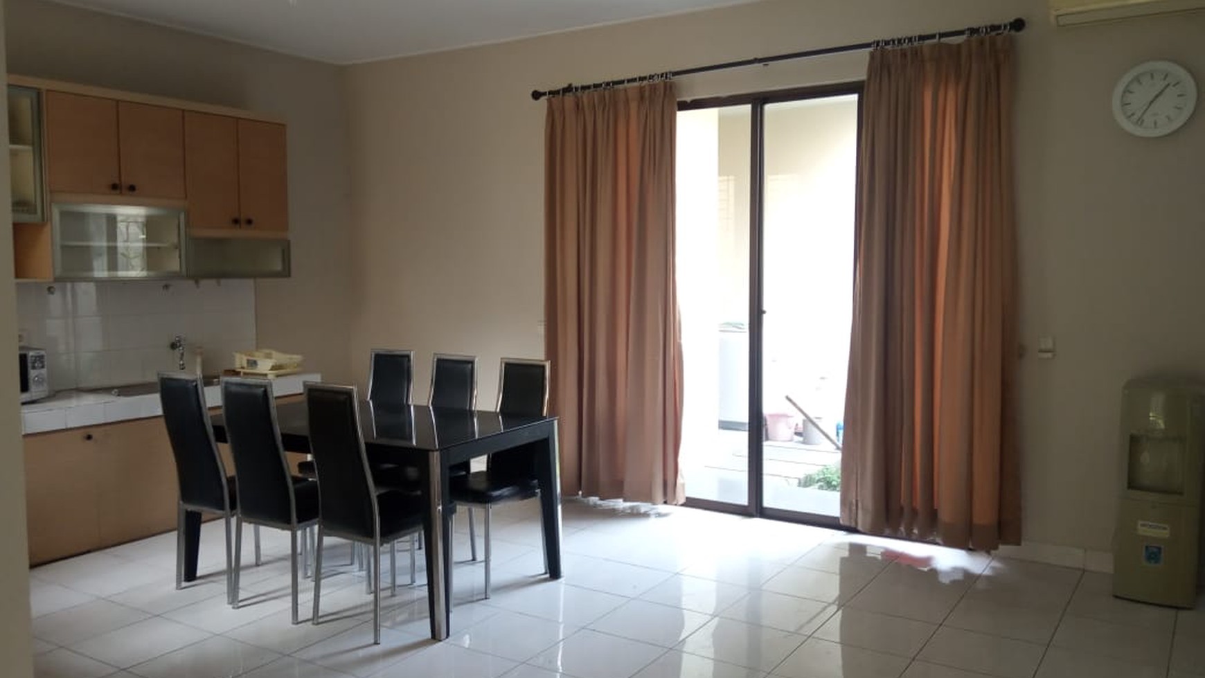 RUMAH FULL FURNISH RAPI SIAP HUNI DI BSD