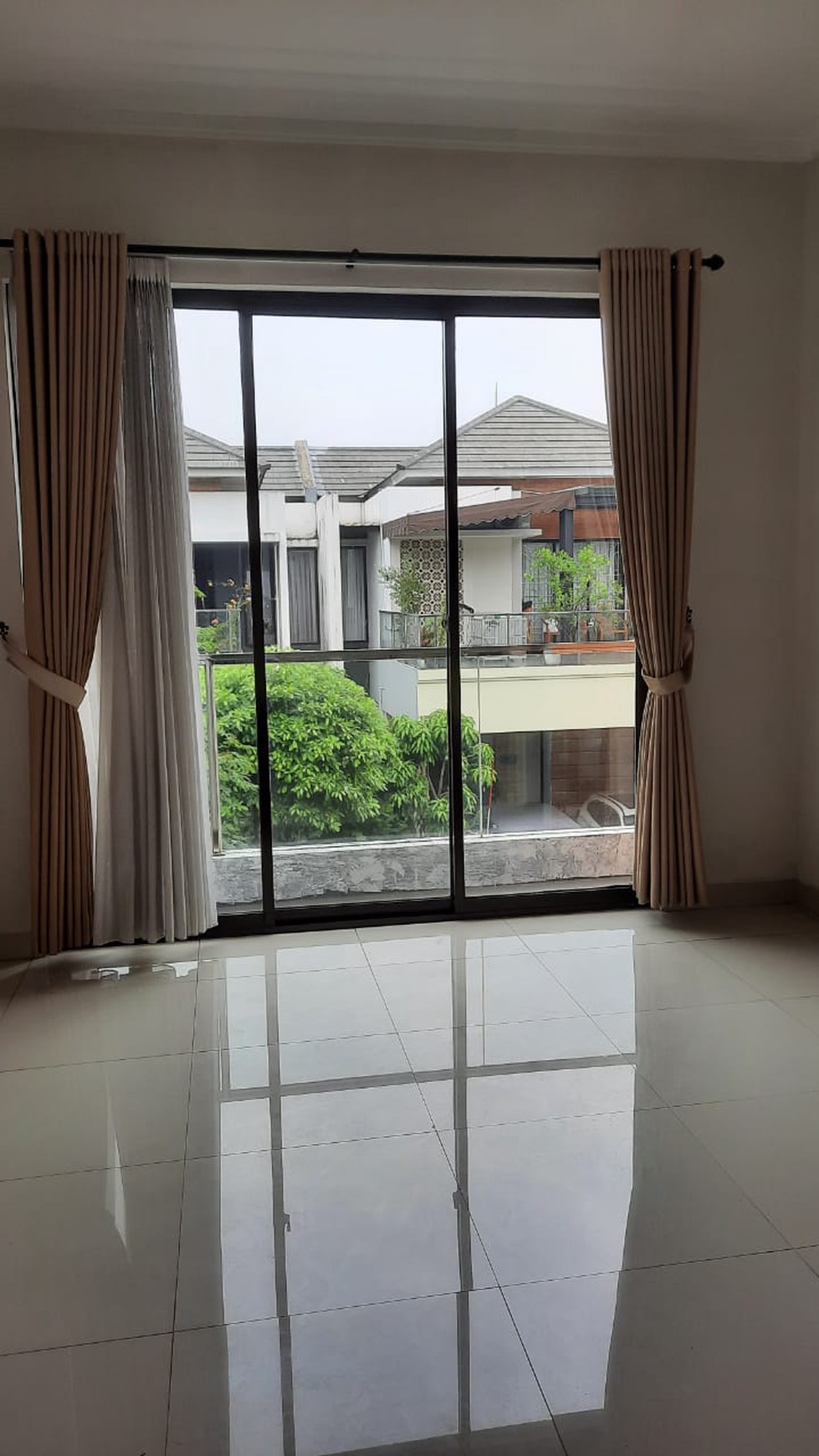 Rumah dalam cluster,Bagus di Bintaro Tangsel.