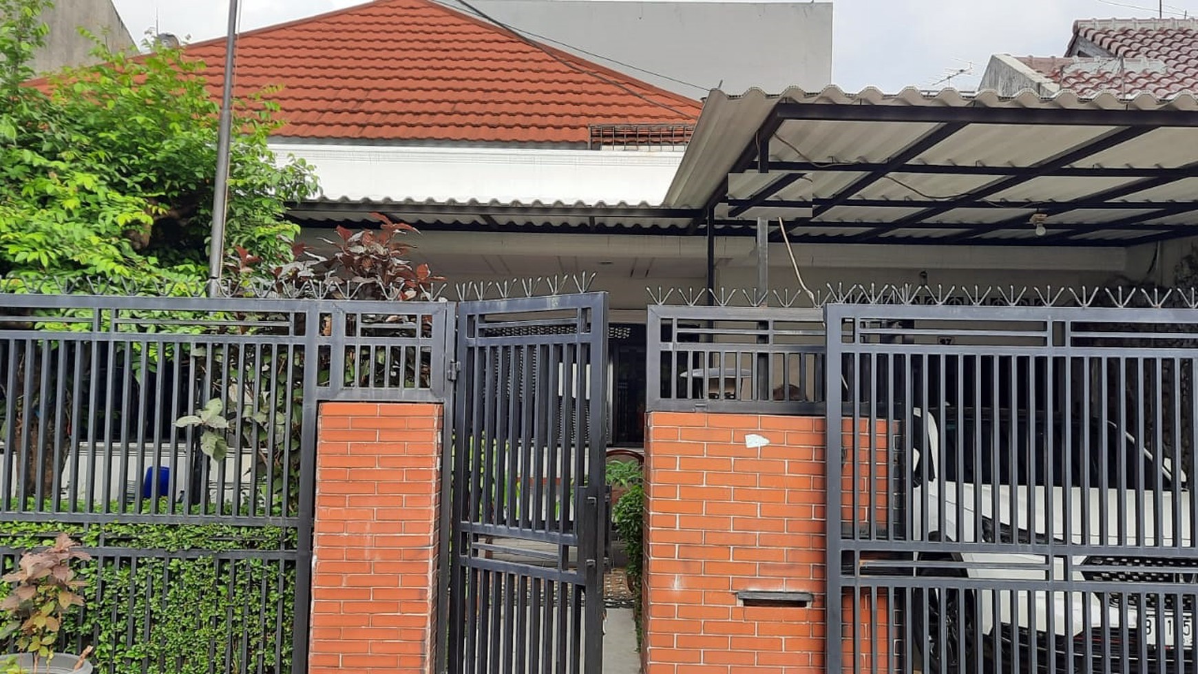 Rumah 1 lantai, Lingkungan aman dan Nyaman di Petukangan.