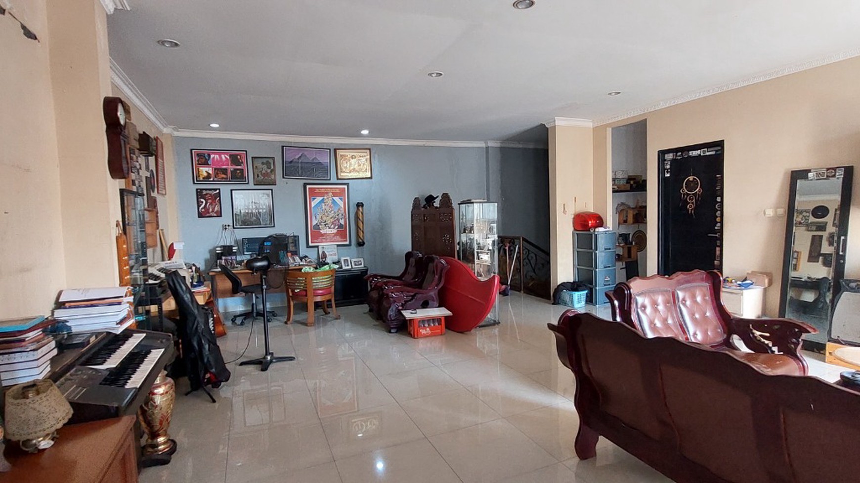 Rumah Bagus Diarea Ulujami Dekat Akses Tol JORR Bandara-Bintaro