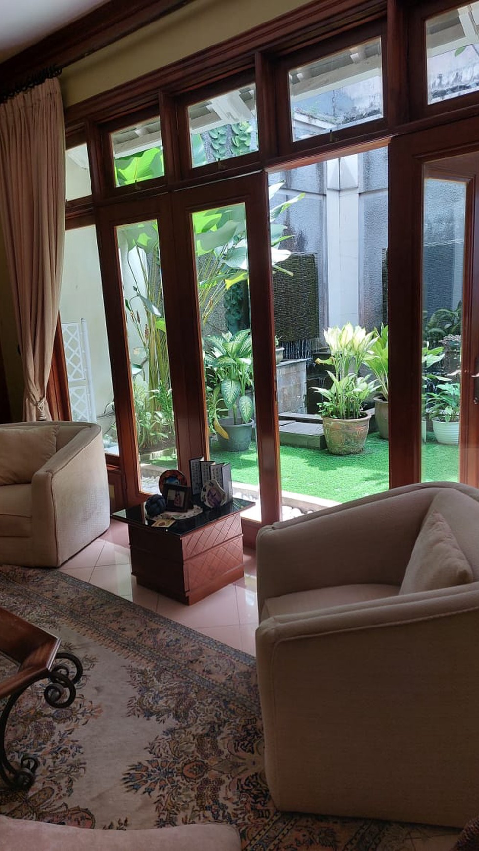 Hunian Keren Diarea Bintaro Jaya Sektor 6, Hanya 5 Menit Dari Gatte Tol