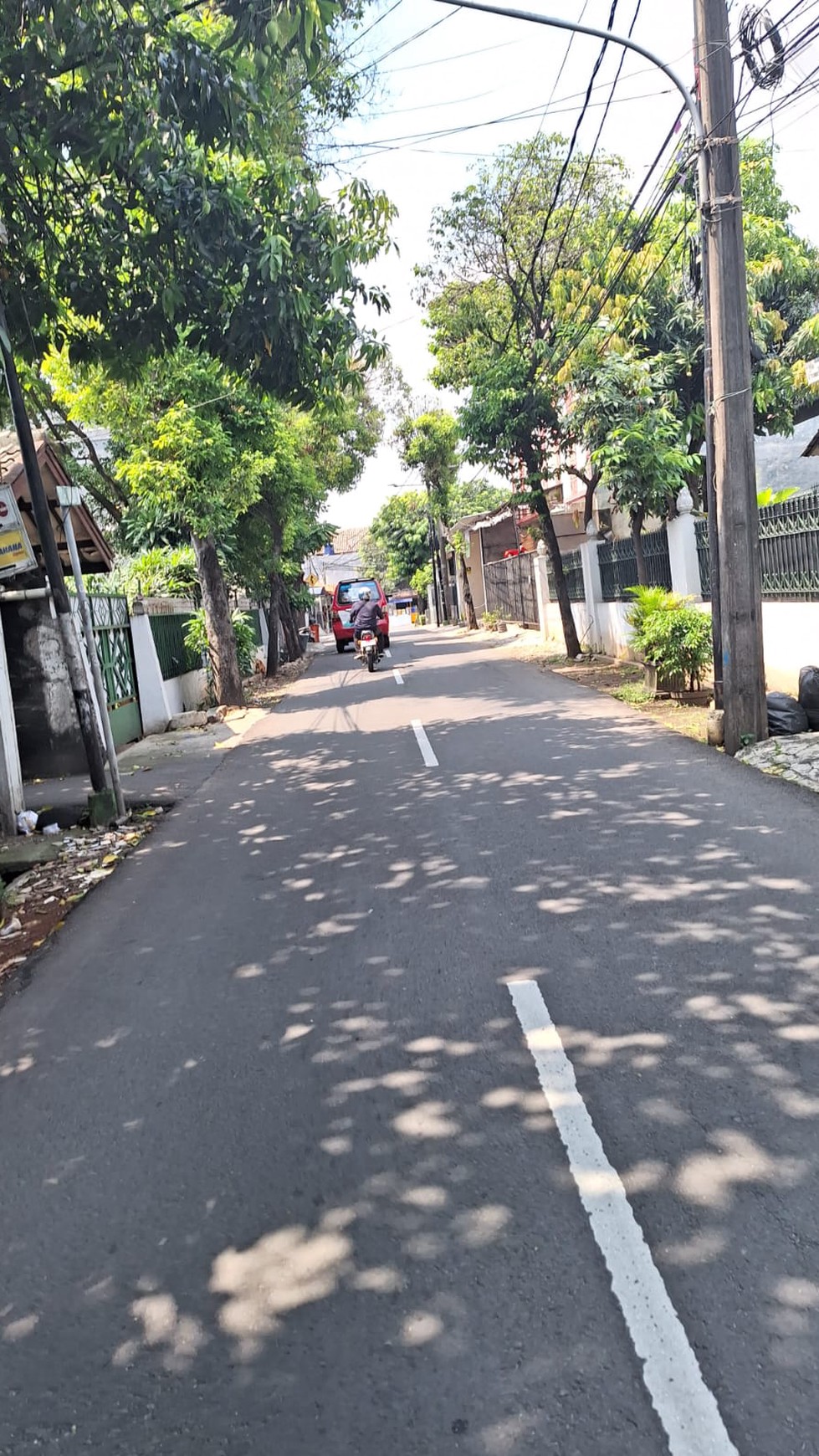 Rumah Asri 2 lantai ,Lokasi Tenang di Pertukangan Selatan