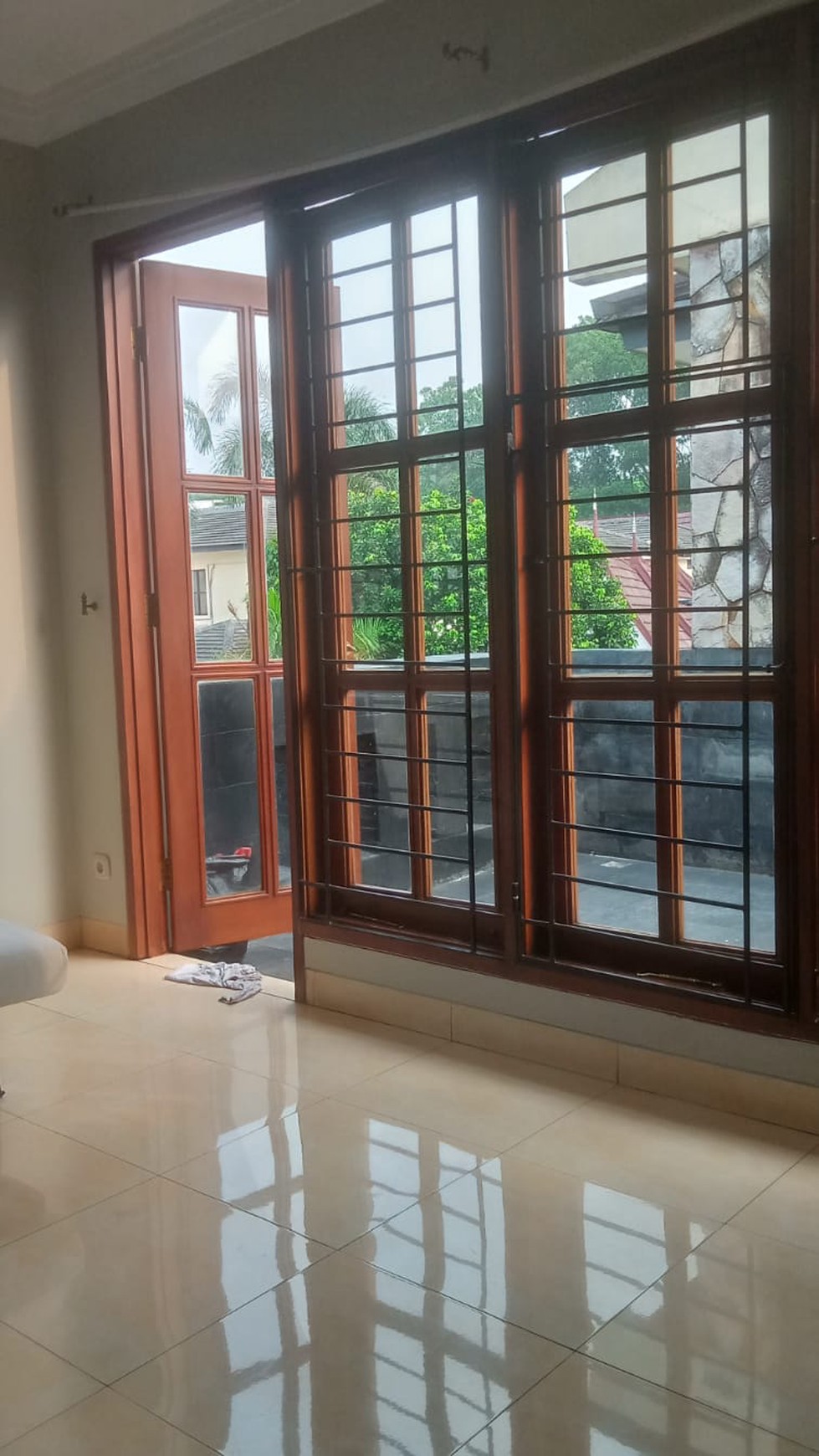 Rumah Siap Huni, Hunian Nyaman dan Asri @Menteng Residence, Bintaro