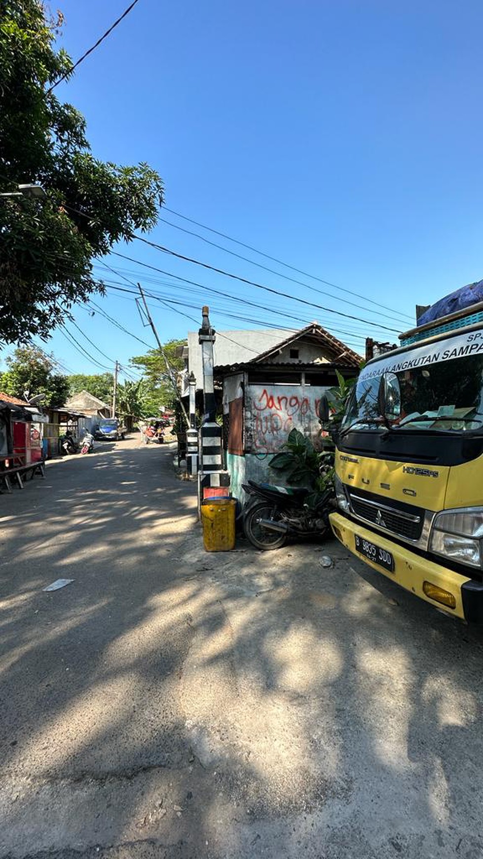 Dijual Tanah adan Bangunan di Ulujami Pesanggrahan 