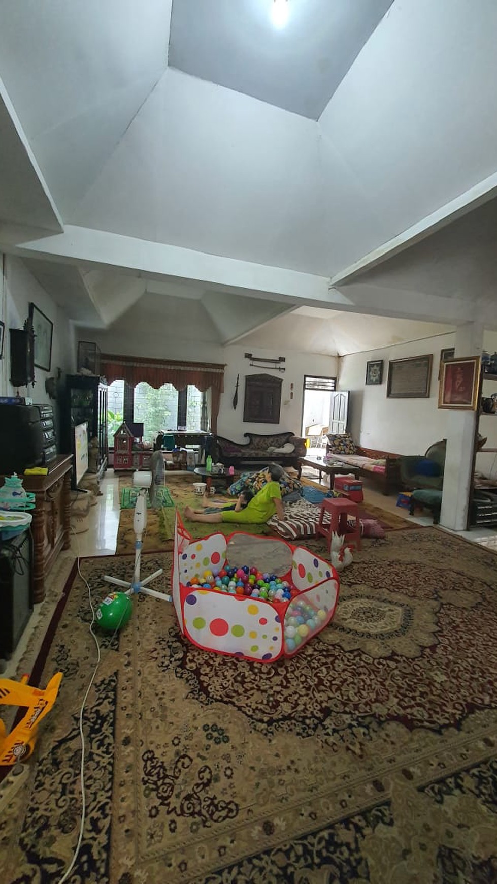 Dijual Rumah Nyaman Area Pasar Rebo