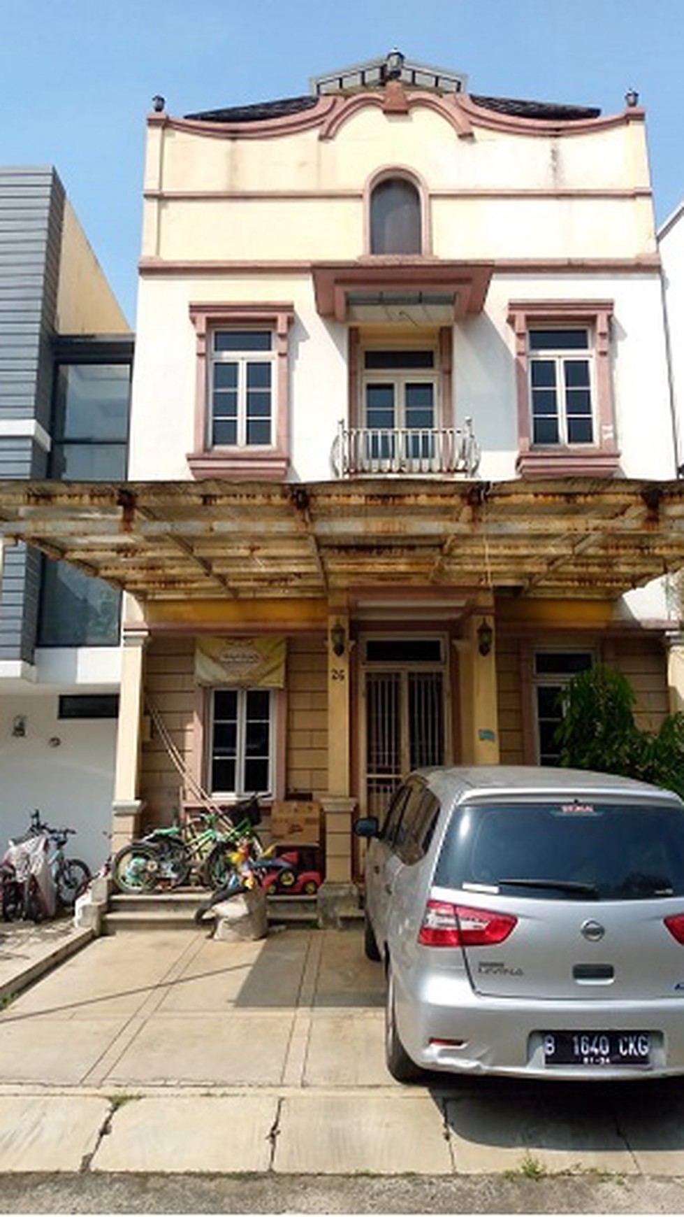 Jual rumah hunian di Taman Holandia Lippo Karawaci