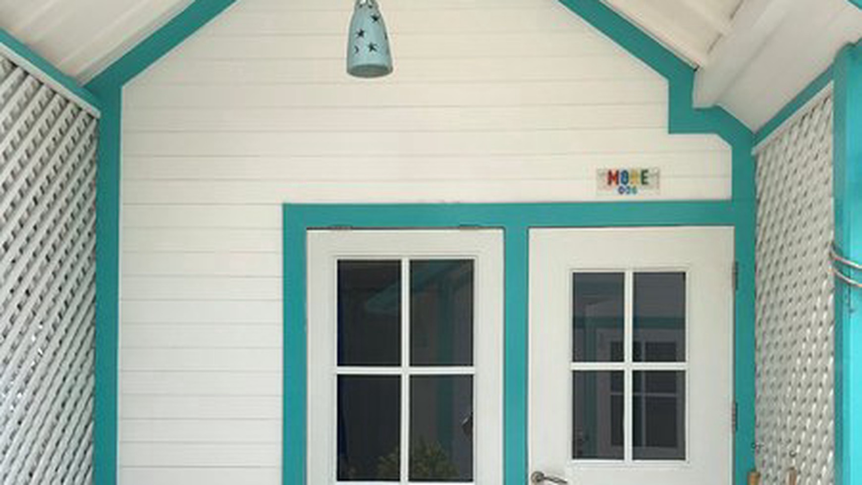 For Sale Freehold - Restaurant , bar and rooms with harbour view in the tourist centre of Labuan Bajo city , East Nusa Tenggara.