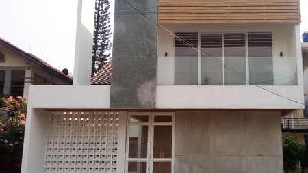 Rumah Minimalis Modern di Sukahaji Permai, Bandung