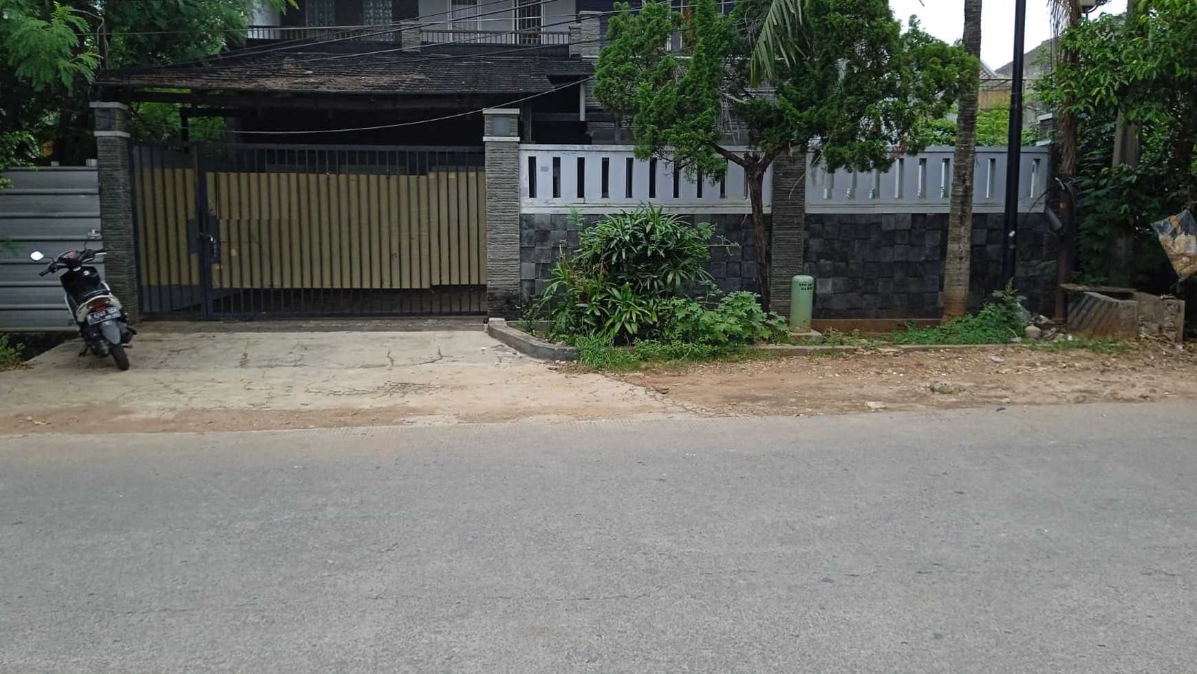 Rumah 2 lantai di Jakarta Timur