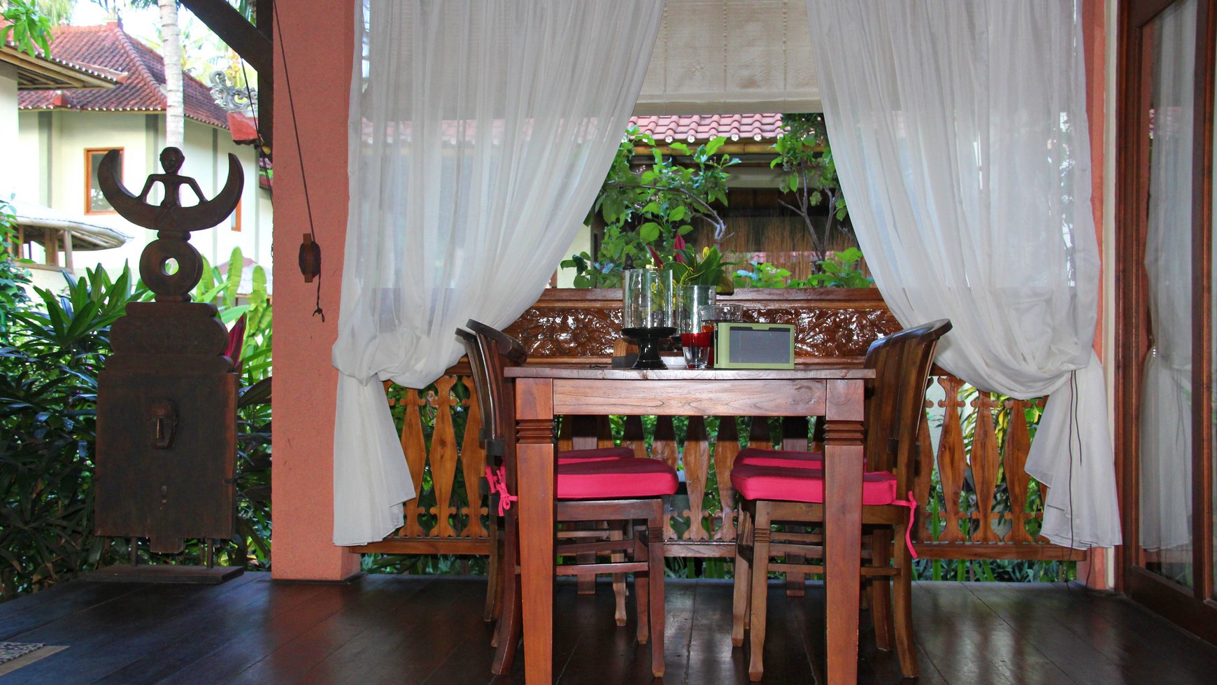 For Sale Leasehold A Beautiful Ethnic Villa with Resort Facilities