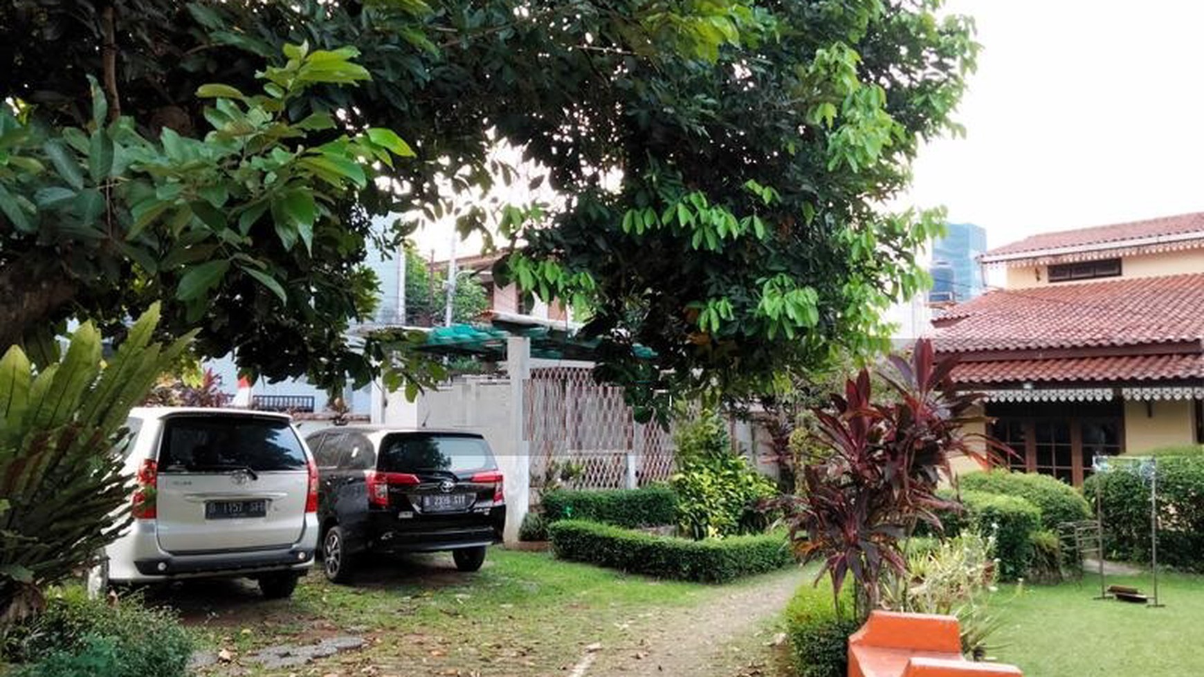 DIJUAL RUMAH JALAN BAUNG JAKARTA SELATAN