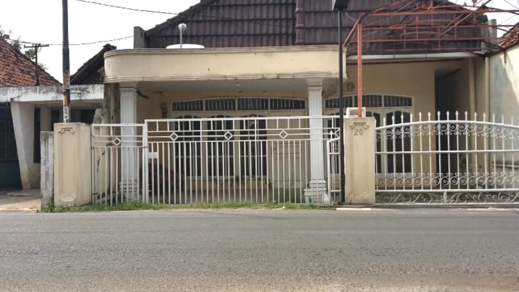 DiualTanah Include Bangunan Jl. Tupai