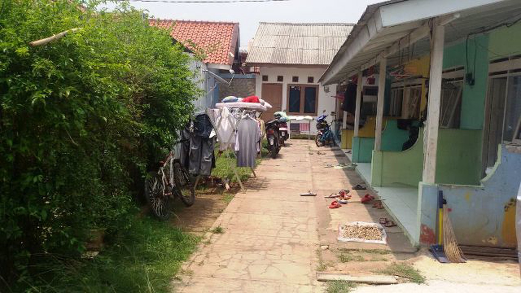 Rumah Ngantong Diarea Petukangan Sangat Strategis Cocok Buat Usaha