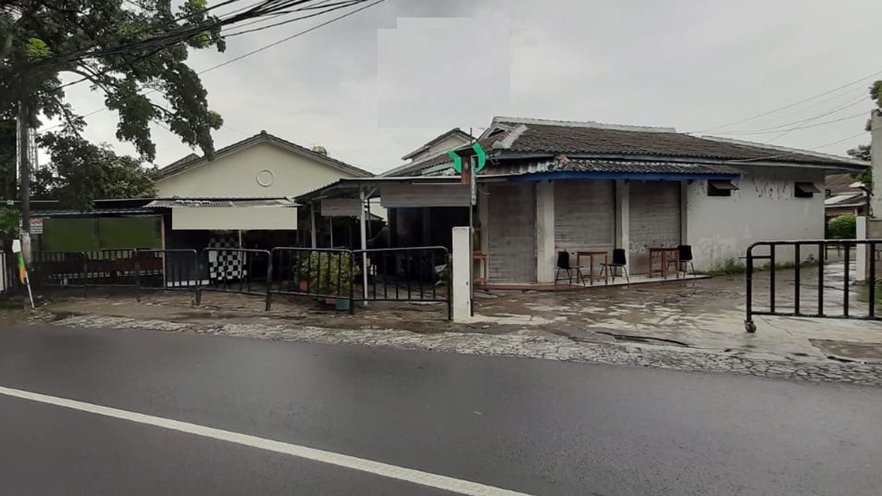 Rumah Ngantong Diarea Petukangan Sangat Strategis Cocok Buat Usaha