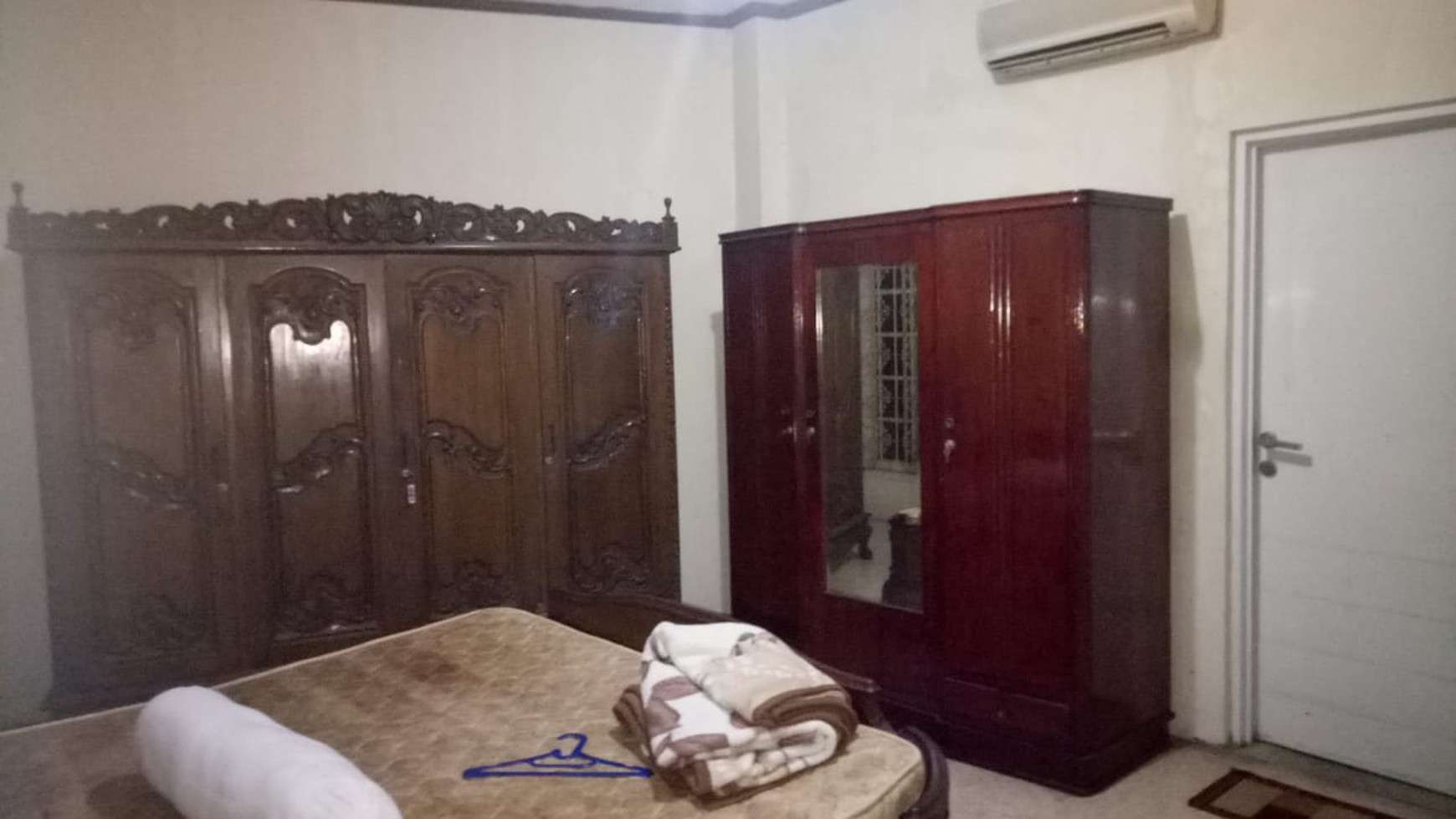 Rumah Luas Diarea Jl Delman Kebayoran Lama, Akses Toll JORR 