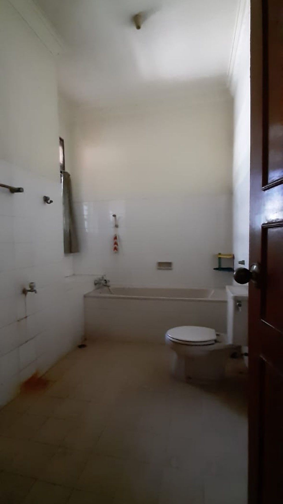 Rumah Luas Diarea Komplek Deplu ,Hitung Tanah Aja Dekat Akses Toll