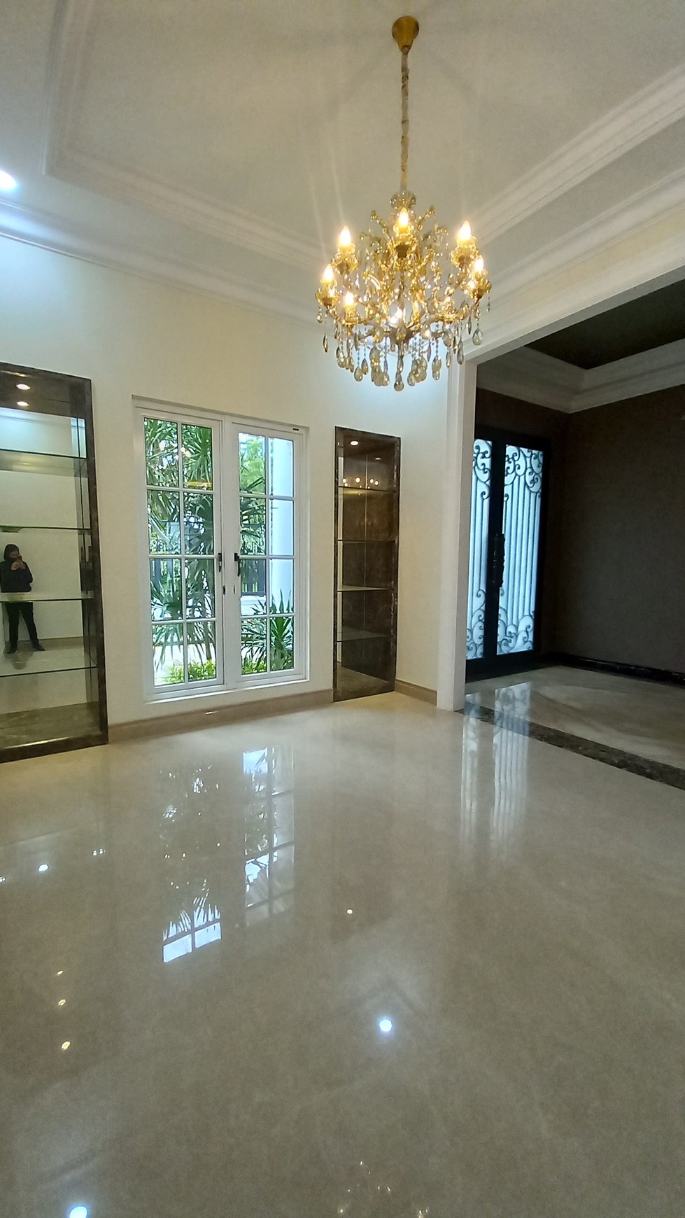 LUXURY HOUSE FOR SALE PONDOK INDAH