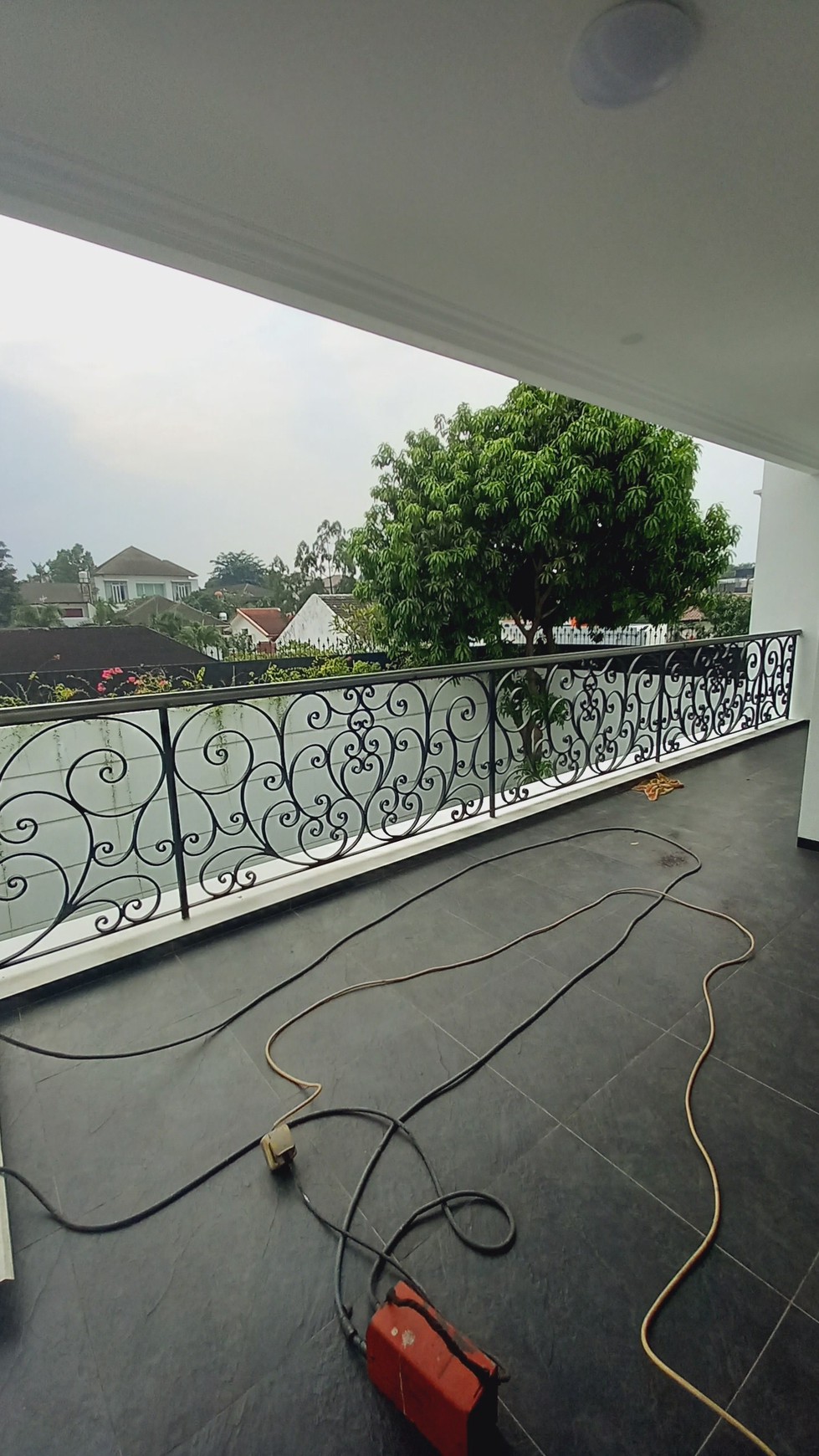 LUXURY HOUSE FOR SALE PONDOK INDAH