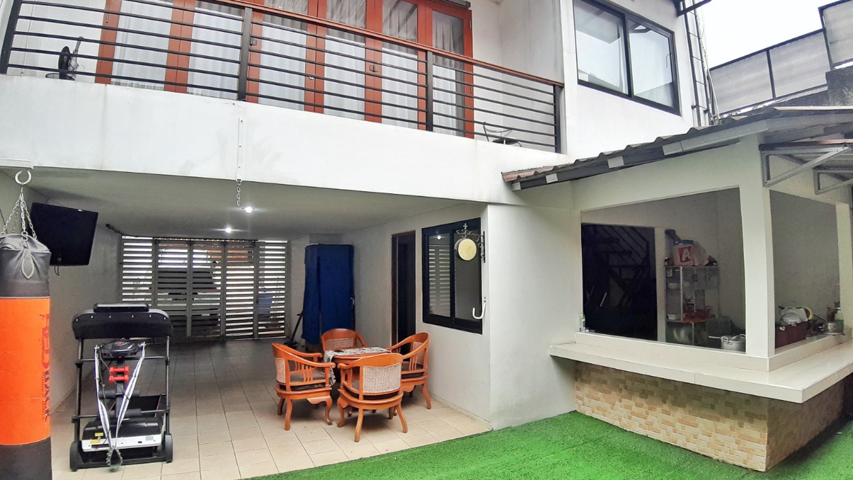 Rumah Bagus 3Lantai Diarea Komplek DepLu. Akses Toll JORR-Bandara