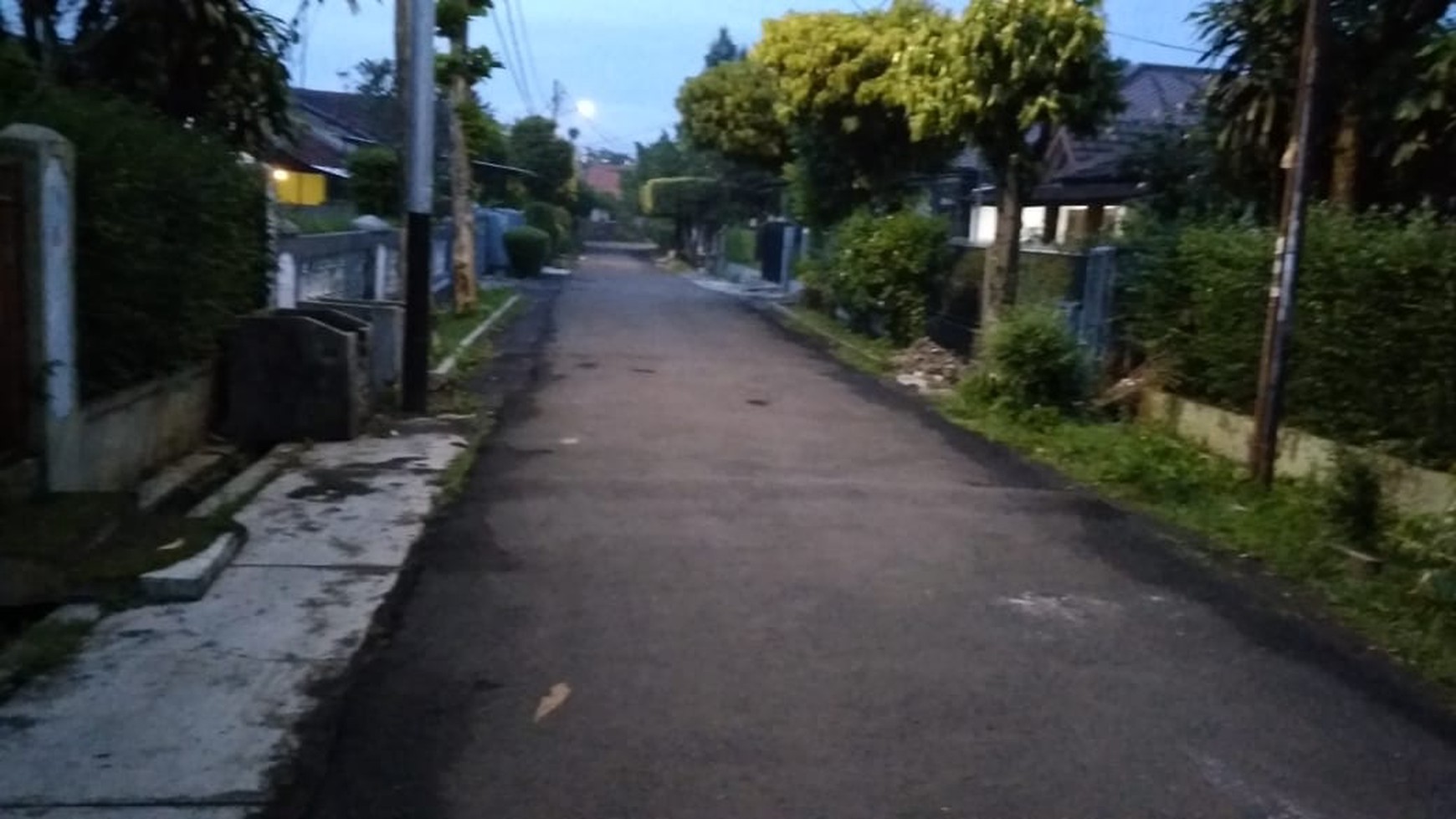 Rumah Luas Diarea Komplek Uniliver Pesanggrahan Bintaro, Akses Toll