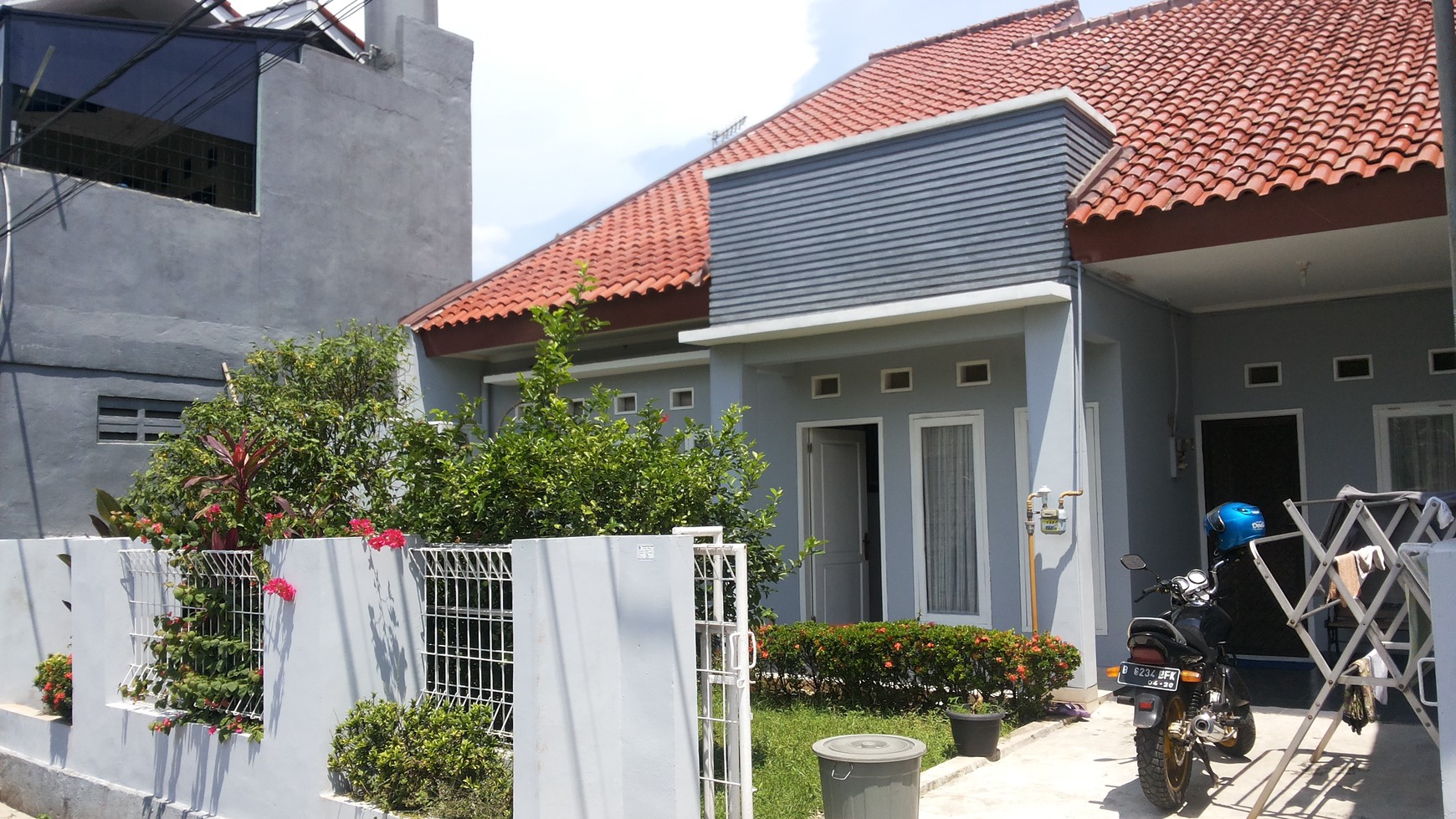 Rumah Asri Diarea Beji Depok Dekat Toll Stasiun,Comutter, Kampus 