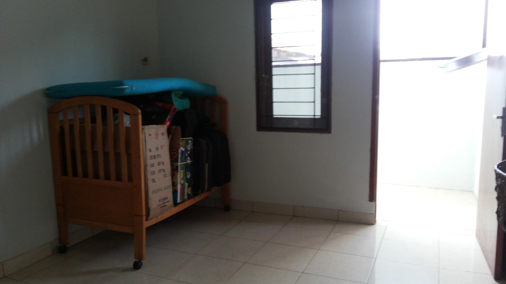 Rumah Asri Diarea Beji Depok Dekat Toll Stasiun,Comutter, Kampus 