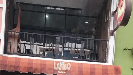 Ruko siap usaha di Kota Wisata