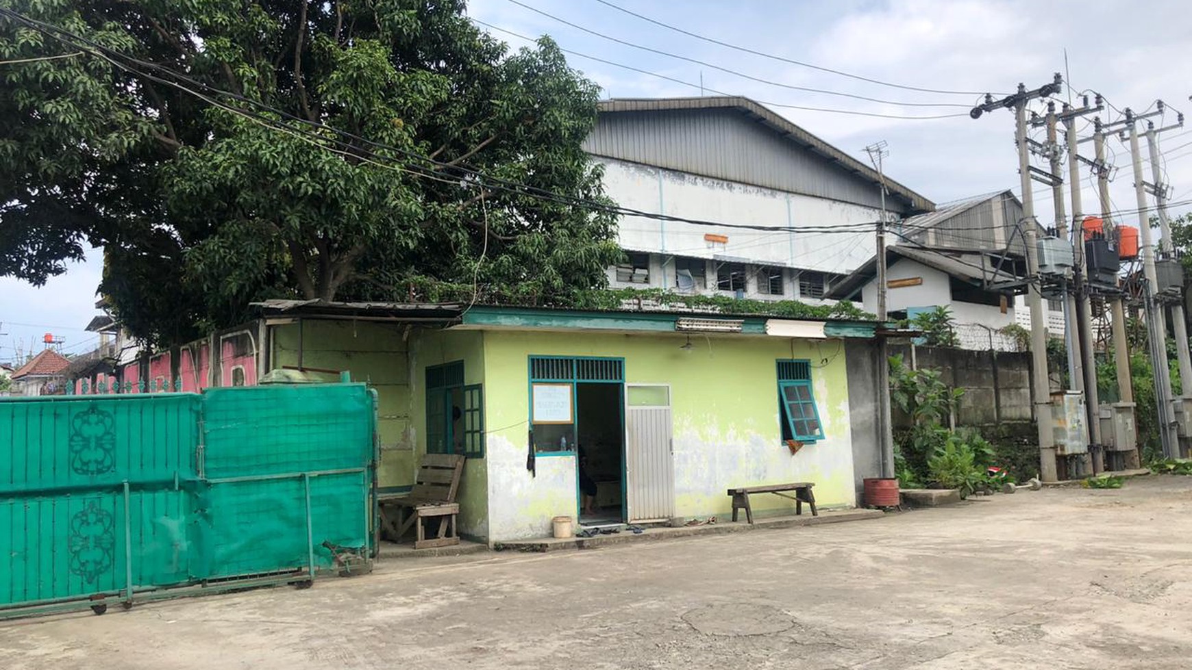 Pabrik dan Tanah ,Harga Nego di Cibinong Bogor