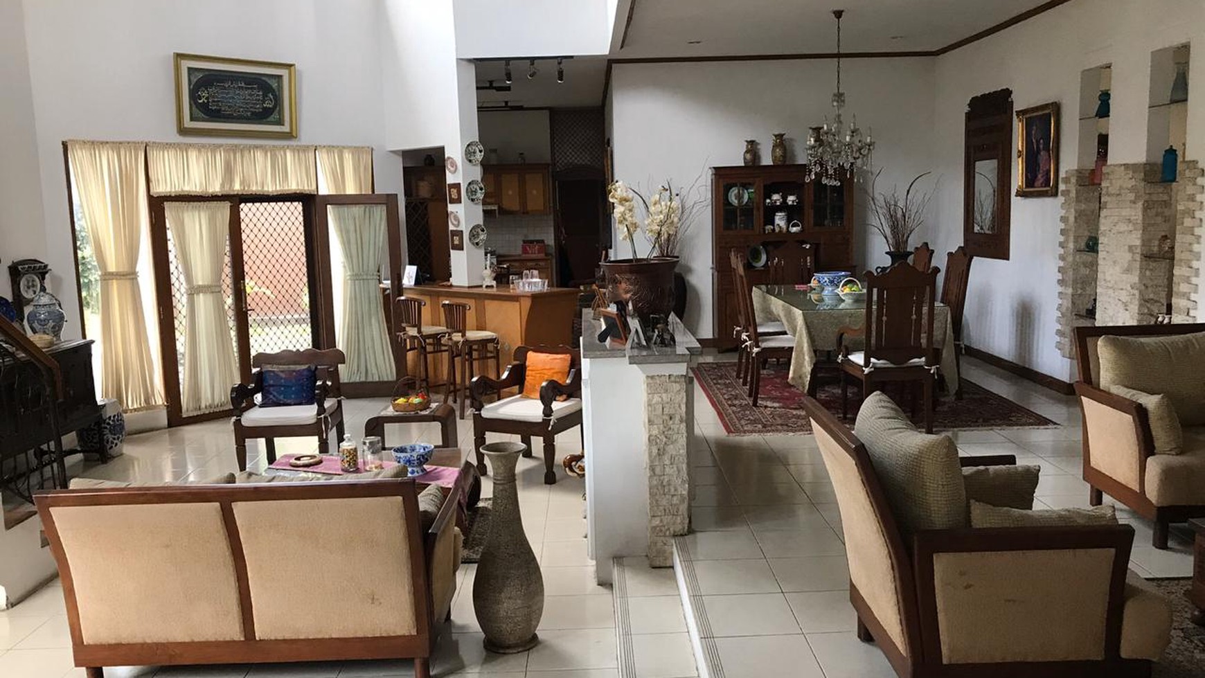 Dijual Rumah Bagus Pekayon Bekasi Murah .