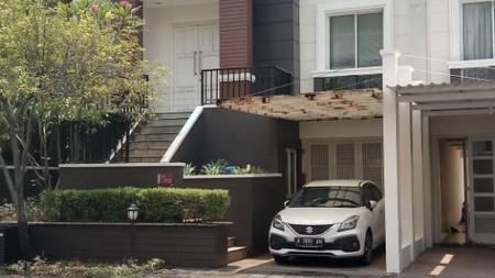 Rumah diatas MOI The Villas Kelapa Gading